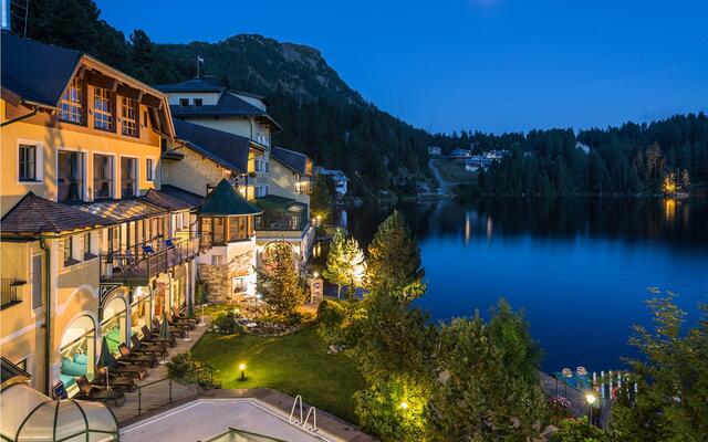 seehotel-jaegerwirt, zsarolóvírus